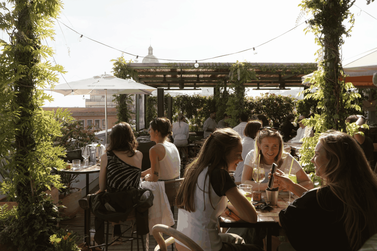 Buenas Tardes Pulitzer: el terraceo que ya forma parte del verano