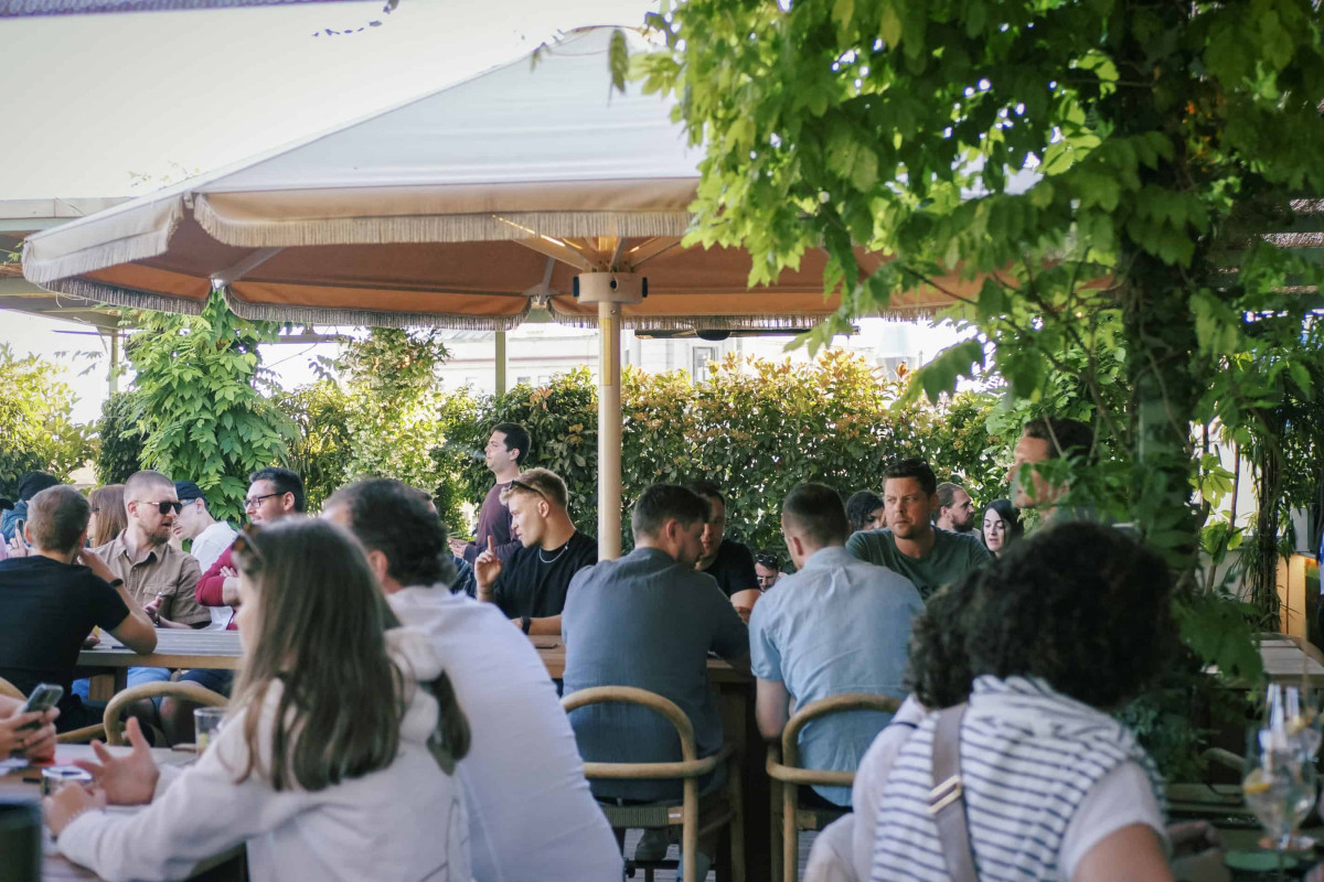 El arte de disfrutar de las tardes: así se exprime en Barcelona hasta la última hora del día